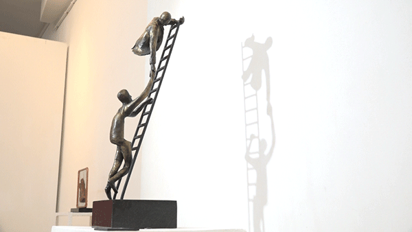 Կայացել է կանադահայ քանդակագործ Մկրտիչ Տարագճյանի քանդակների ցուցահանդեսի բացումը