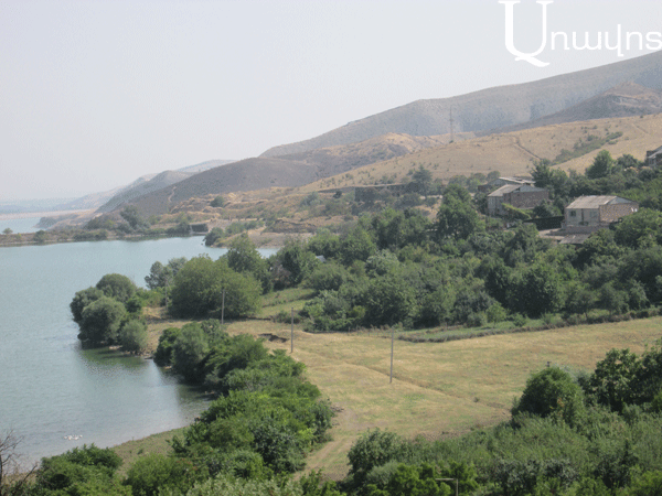 Մեր գետերի ջրով ադրբեջանցիները ոռոգում են. Տավուշի սահմանամերձ գյուղերի հողերն անջրդի են