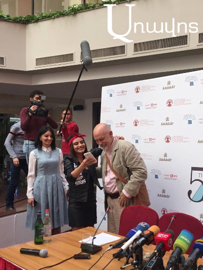 Ջոն Մալկովիչ. «Հայ ընկերներ ունեմ, այդ թվում` Սերգեյը եւ պրոդյուսեր Վահրադյանը» (Տեսանյութ)
