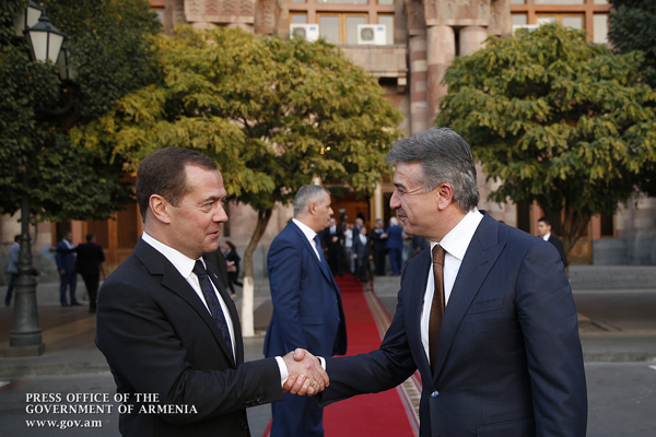 Կարճ երկխոսություն, որը լավագույնս արտացոլում է հայ-ռուսական հարաբերությունների ներկայիս փիլիսոփայությունը. «Ժամանակ»