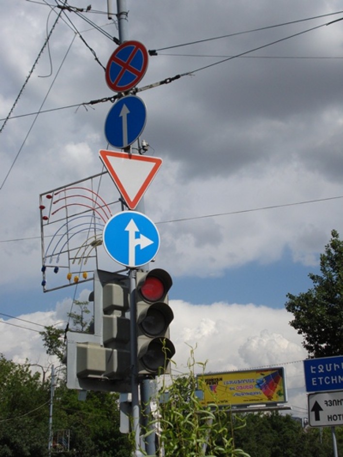 ՏԻՄ ընտրություններին կուսակցությունների մի զգալի մասի չմասնակցելը հայրենի քաղաքական դաշտի լուրջ խնդիրներից մեկն է. «Հայոց աշխարհ»