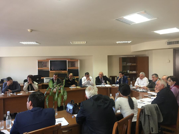 Հանրային խորհրդում քննարկվել է սպառողական մի խումբ ապրանքների թանկացման խնդիրը