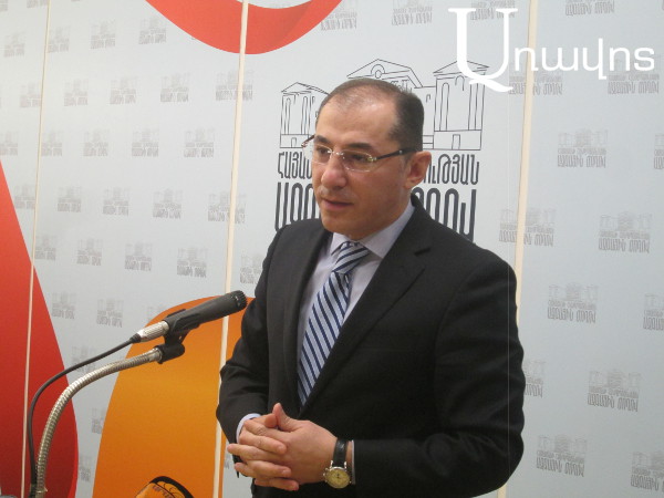 Իսկ պաշտոնյաների աշխատավարձերը կկրճատվե՞ն