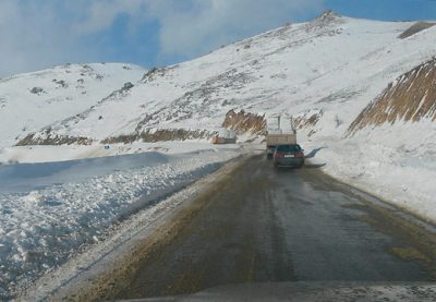 Տեղ-տեղ մերկասառույց՝ Սևանի թերակղզուց մինչև Ծովագյուղի ճանապարհահատվածում և Վարդենյաց լեռնանցքում