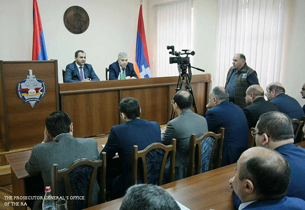 Հայաստանի և Արցախի դատախազությունների համատեղ նիստ են անցկացրել Ստեփանակերտում