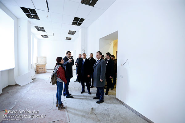 Տարոն Մարգարյանն այցելել է զինծառայողների համար Երևանում կառուցվող վերականգնողական կենտրոնը