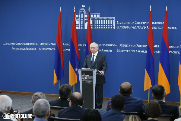 «Գնդակը Թուրքիայի դարպասում է». Էդվարդ Նալբանդյան