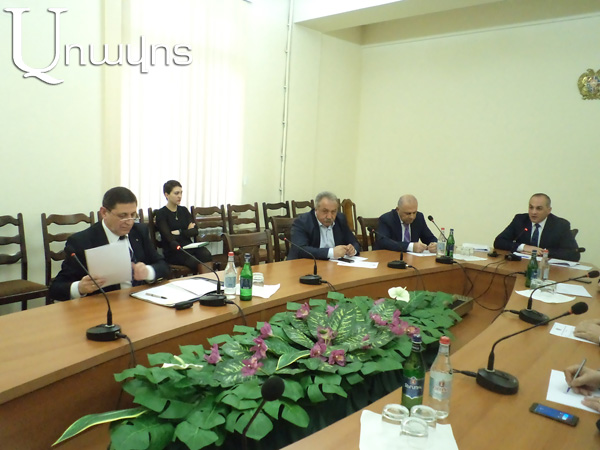 Ոստիկանները կօգտագործեն տեսախցիկներ՝ նկարահանման մասին նախապես զգուշացնելով (Տեսանյութ)