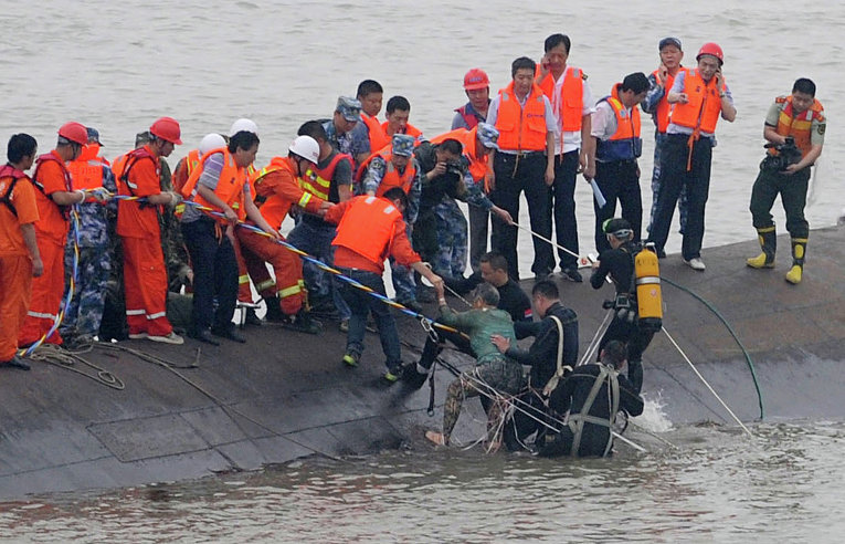 32 մարդ անհայտ կորած է համարվում բեռնատար նավերի բախումից հետո. «Ազատություն»