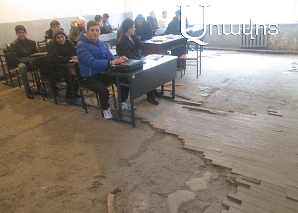 Սարիգյուղի դպրոցի «ռմբակոծված» դասասենյակներն ու 27 հազար դրամի հույսին մնացած հավաքարարները
