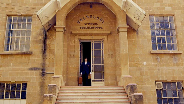 Մայրենի լեզվի կաճառը դեռեւս փակ է