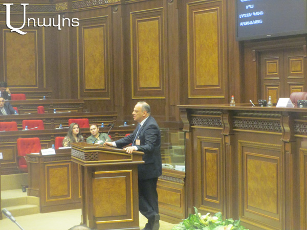 «Ինչո՞ւ եք ուզում ինձ լռեցնել». Արման Մելիքյանը ԱԺ-ում ուշագրավ հայտարարություն արեց, ինչը բորբոքեց ՀՀԿ-ականներին