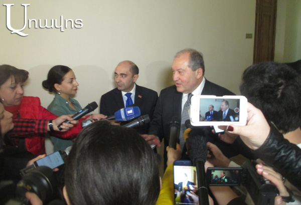 Արմեն Սարգսյան. «Չէի մտածում, որ 2011-ին դուք Սահմանադրությունը պիտի փոխեք՝ ես պետք է դեսպան դառնամ, հետո՝ թեկնածու»