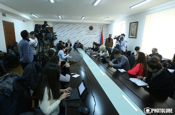 ԿԳ նախարարը՝ ԵՊՀ փոխդեկանի ծեծի մասին. «Պետք է պարզել՝ արդյոք պրովոկացիա չէ»