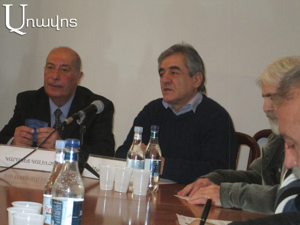 Մանվել Սարգսյան. «Մարդկանց աչքերը բացվել են, անիմաստ բաներով չեն զբաղվում»