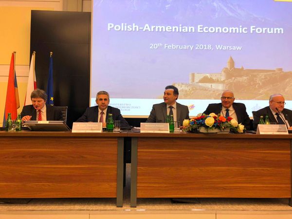 Լեհական բիզնեսը հետաքրքրված է Հայաստանով․Վարշավայում կայացել է հայ-լեհական տնտեսական համագործակցության միջկառավարական հանձնաժողովի վեցերորդ նիստը
