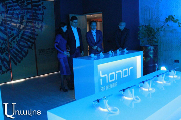 Honor 9 Lite նորաոճ սմարթֆոնը` բացառապես ՎիվաՍել-ՄՏՍ-ի սպասարկման կենտրոններում. (Տեսանյութ)