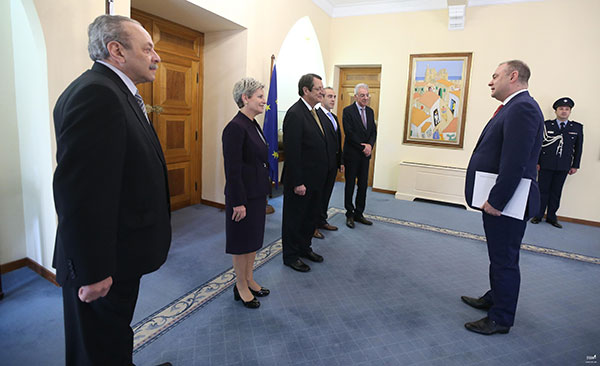 Դեսպան Չարչօղլյանն իր հավատարմագրերը հանձնեց Կիպրոսի նախագահին