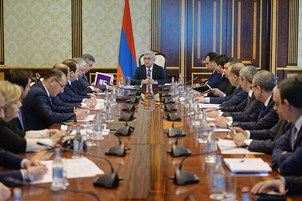 Սերժ Սարգսյանը հրավիրել է խորհրդակցություն՝ քննարկելու 2018թ. կայանալիք պետական խոշոր միջոցառումների նախապատրաստական աշխատանքների ընթացքը