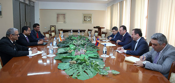 Քննարկվել են պաշտպանության բնագավառում հայ-հնդկական համագործակցությանն առնչվող հարցեր