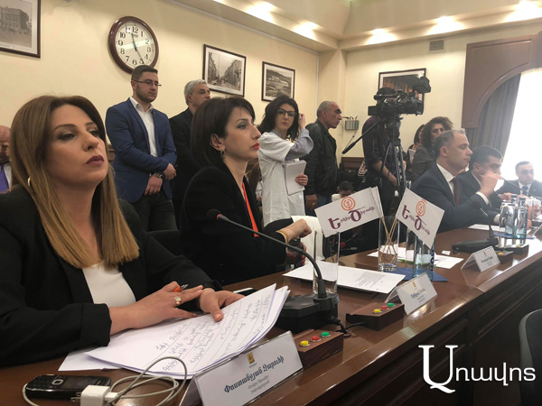 Մեղադրանքներ Փոստանջյանի հասցեին. «Հետեւիցդ երեւում են պատվիրատուիդ ու նրա բարեկամ կուսակցության ականջները»
