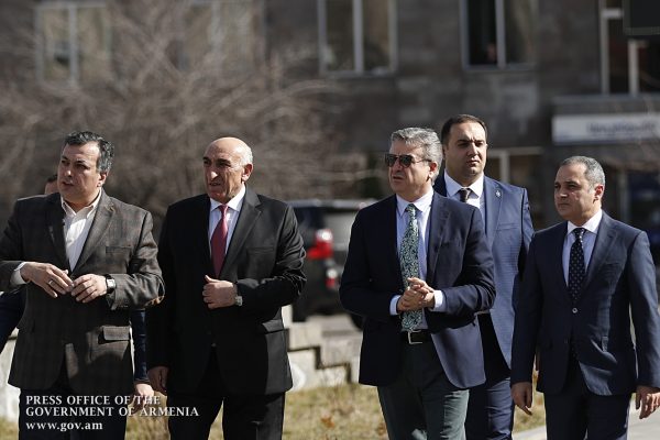 «Սյունիքի մարզի «ֆիշկաներից» մեկը Իրանի շուկային մոտ լինելն է». Կարեն Կարապետյանը մարզային խորհրդակցություն է անցկացրել Գորիսում