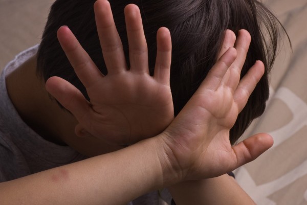 Նույն երեխայի նկատմամբ սեքսուալ բնույթի բռնի գործողություններ կատարելու դեպքի առթիվ քրեական գործ քննվել է նաև 2017-ին ու 2019-ին կարճվել