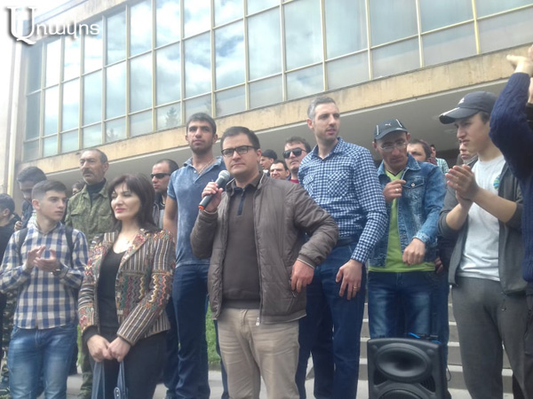 Գյումրու ցուցարարներին են միացել «Լենտեքս» ֆաբրիկայի աշխատակիցները