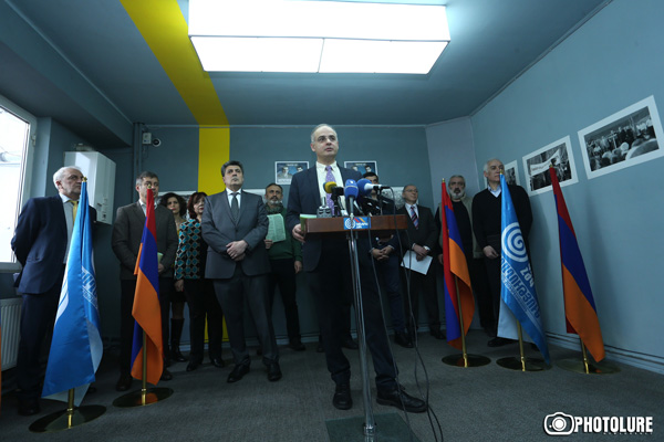 ՀԱԿ. Ներկա պահի գլխավոր խնդիրը պետության կառավարելիության և իշխանության սահուն փոխանցման ապահովումն է