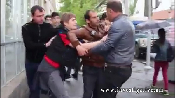 Փորձել են առևանգել Երևանում բողոքի ակցիաներին մասնակից անչափահասի. հարուցվել է քրեական գործ