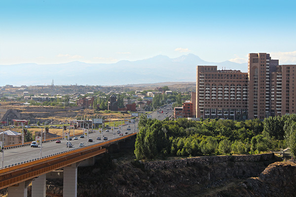 «Ցավում եմ, որ բոլոր դատական ատյաններում պարտված անձը դիմում է նման շանտաժի»