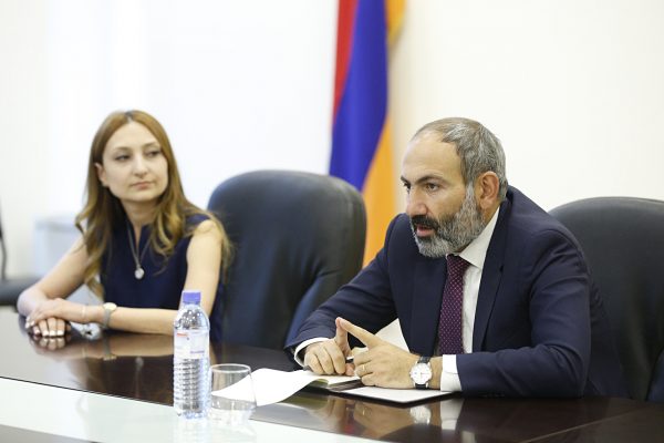 Լեւոն Իվանյան. «Նիկոլ ջան, քեզ եմ ասում, Լիլիթ ջան, դու լսիր»