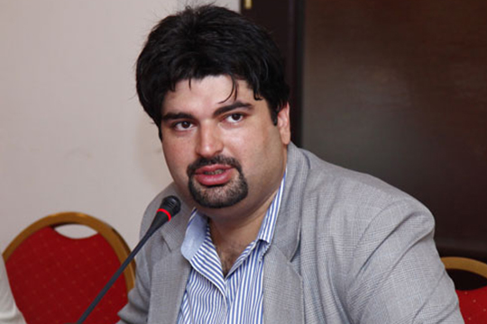 Միքայել Զոլյան. «Համոզված եմ, որ Հայաստանում տեղի ունեցած իրավիճակի փոփոխությունը նաեւ կհանգեցնի Եվրամիության կողմից որակապես ավելի նոր մոտեցումների». «Հրապարակ»