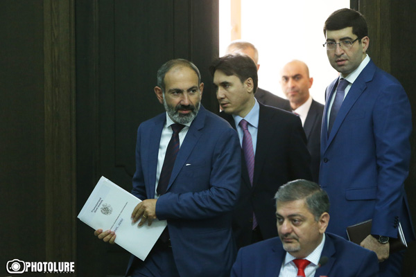 Ի՞նչ հիմքեր կան արտահերթ ընտրությունների համար. Փաշինյանն ասում է՝ որոշում կայացնողը հանրությունն է
