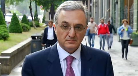 Զոհրաբ Մնացականյան. Դուք պատկերացնում եք, որ երբ որ վարչապետը ասում է՝ ժողովուրդն է պատասխանում, ժողովո՞ւրդը պետք է գնա բանակցի