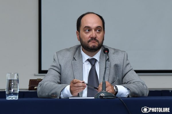 Արայիկ Հարությունյանը` «պրեստիժնի» դպրոցների ընդվզումների, մի շարք առարկաների փոփոխությունների մասին