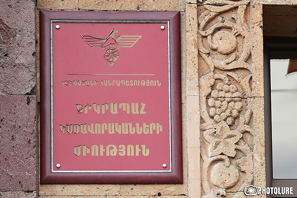 6-րդ վարչության աշխատակիցները ստուգում են ԵԿՄ-ի պահեստներն ու հաշվապահությունը