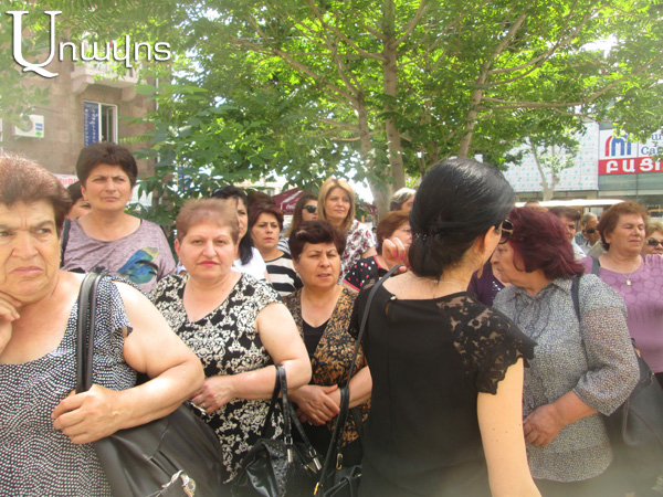 Ընդհարում ոստիկանների եւ ցուցարարների միջեւ