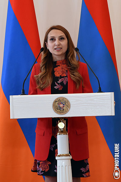 «Մի՛ եղեք այդքան էգոիստ, փորձեք ձեր հոգում եղած մշակույթը նաեւ կիսվել մեզ հետ». ԱԺ-ում դիմեցին Լիլիթ Մակունցին