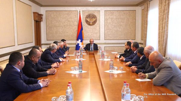 Արցախի կայունության պահպանման հարցը՝ Բակո Սահակյանի՝ կուսակցությունների ներկայացուցիչների հետ հանդիպմանը