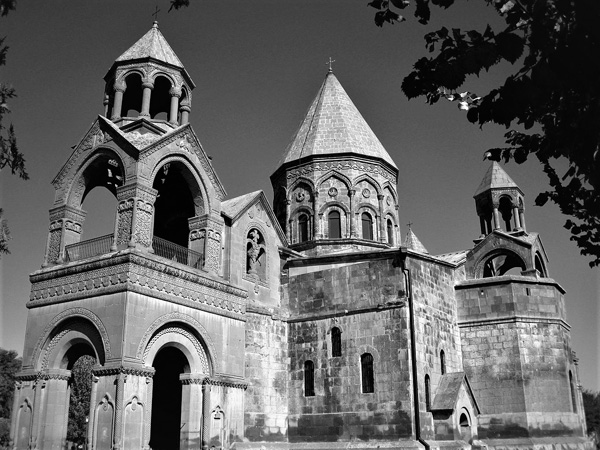 Աթոռազուրկ կաթողիկոսներ