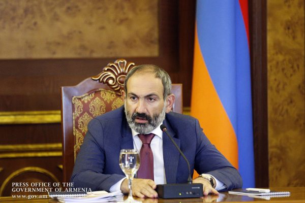 «Ձեր հայտարարություններն անիմաստ են եւ անհեթեթ». Շաբոյան- Փաշինյան նախկին «կռիվն» ու ներկայիս թավշյա քննարկումները մենաշնորհների շուրջ