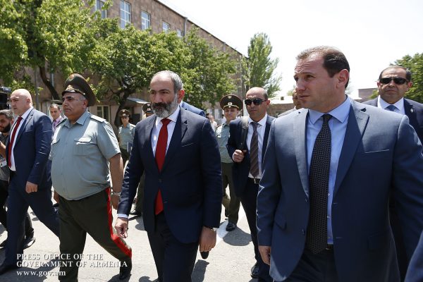 Փաշինյանը՝ ԱԱԾ-ի՝ Սերժ Սարգսյանի տուն «հասնելու» մասին