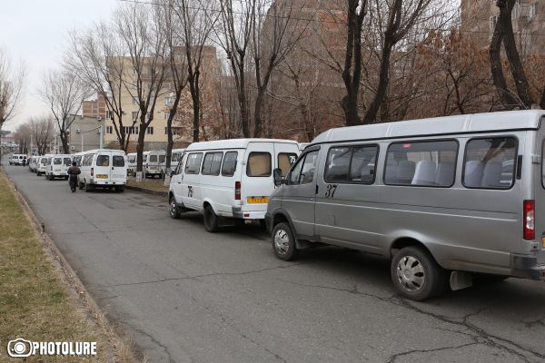 «Երթուղայինների վարորդները ծխում են». քաղաքացիների դժգոհությունը՝ ուղղված ՃՈ պետին