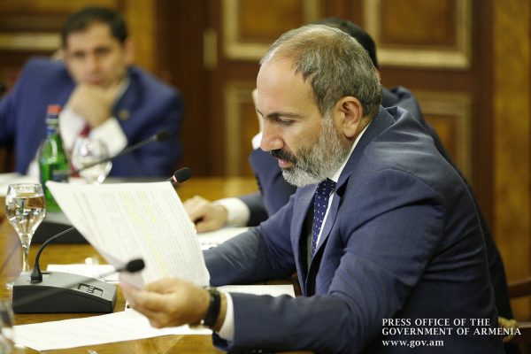 Սևանին որպես ջրի տարա վերաբերվելու գործելակերպը, ցավոք, արդեն երկար ժամանակ Հայաստանում վերածվել է պետական քաղաքականության ու դրա հետևանքները մենք այսօր տեսնում ենք. վարչապետ