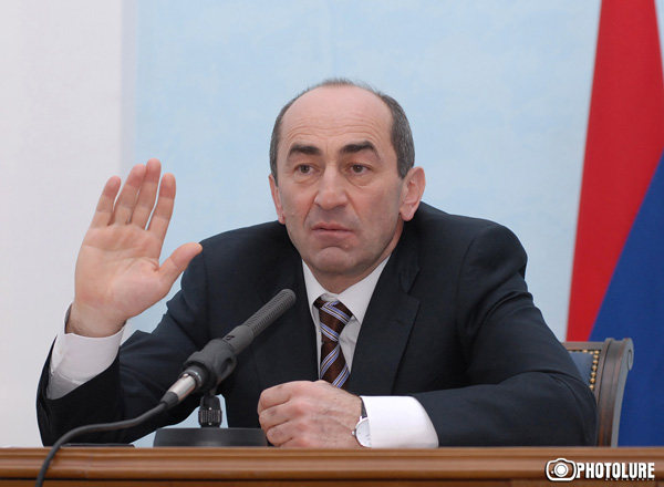 Telegram-ում «Բաղրամյան 26» ալիքին առաջարկել են Ռոբերտ Քոչարյանի օգտին ծառայել