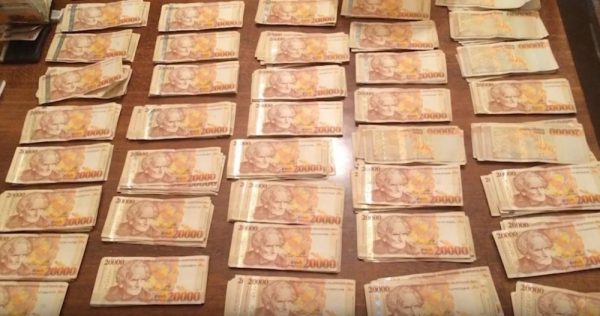 Ոստիկանությունը բացահայտել է բանկոմատներից կատարված ավելի քան 24 միլիոն դրամի հափշտակությունը (տեսանյու)