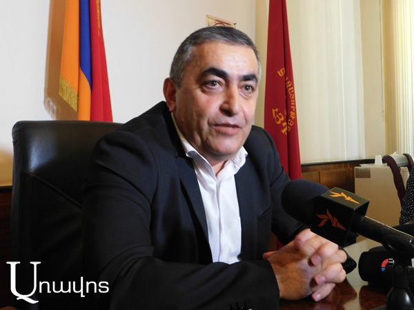 «Պողպատը թող դուրսը կիրառի բա, թող գնա Ալիեւի հետ կիրառի։ Գժականով դուրսն է առաջնորդվում, գժականով ներսն է առաջնորդվում». Արմեն Ռուստամյան. «Հրապարակ»