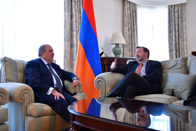 Դեսպան Միլսն ասել է, որ մշտապես կմնա Հայաստանի եւ հայ ժողովրդի լավ բարեկամ