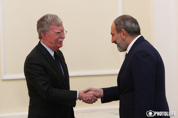 Ի՞նչ պետք է փոխանցեր Հայաստանի վարչապետը Բոլթոնին, ինչը չարվեց…